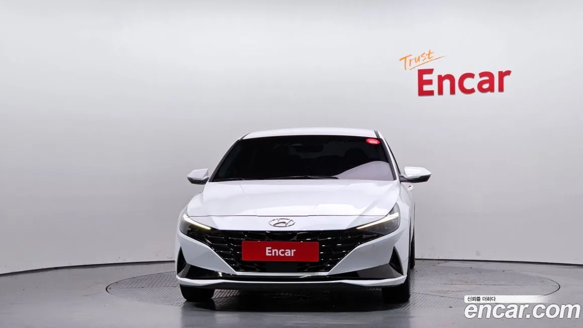 Hyundai AVANTE — фото 3