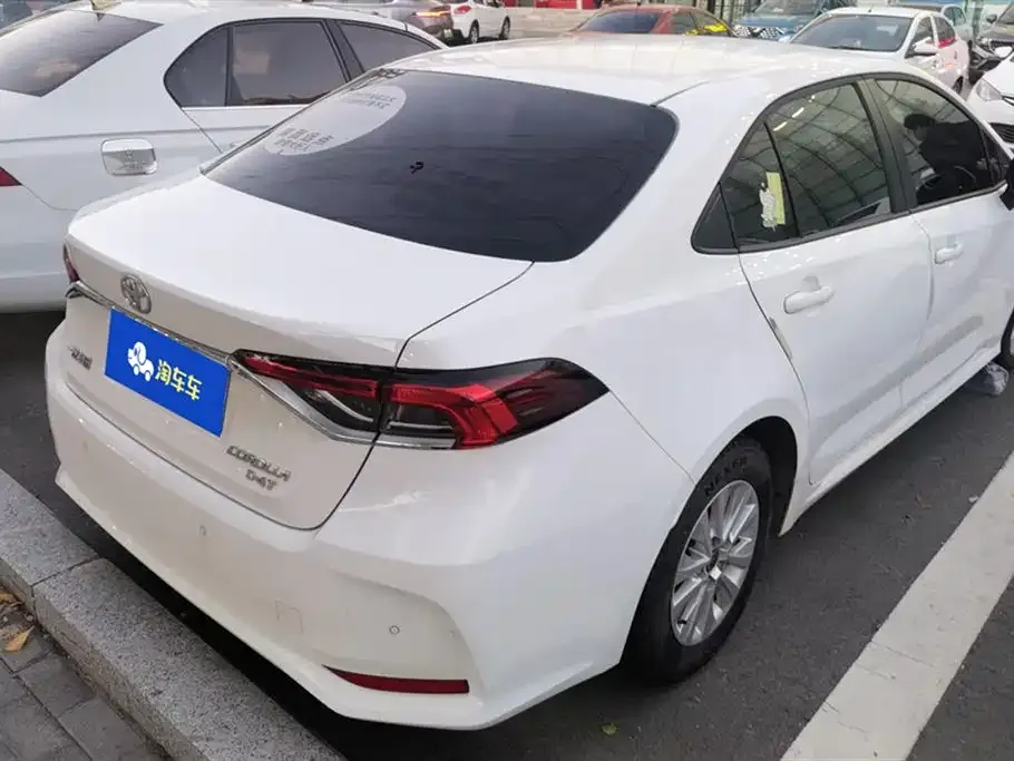Toyota Corolla 2023 из CN, фото 3
