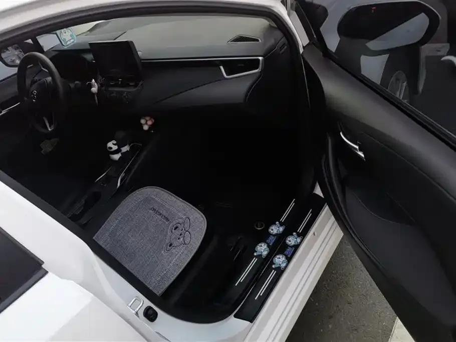 Toyota Corolla 2023 из CN, фото 8