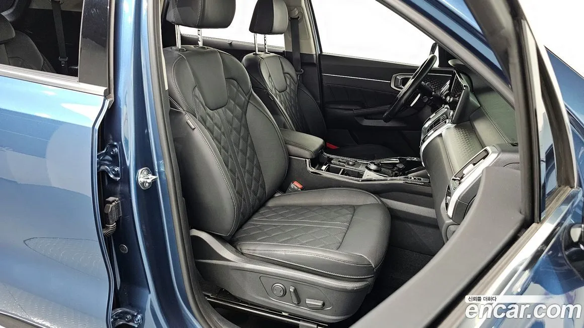 Kia Sorento — фото 10