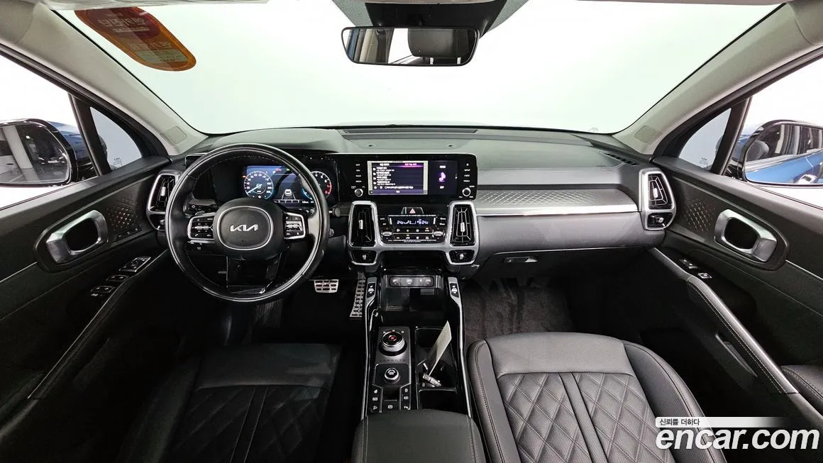 Kia Sorento — фото 7