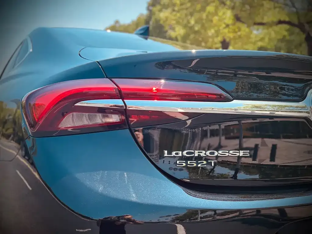 Buick LaCrosse 2023 из CN, фото 9