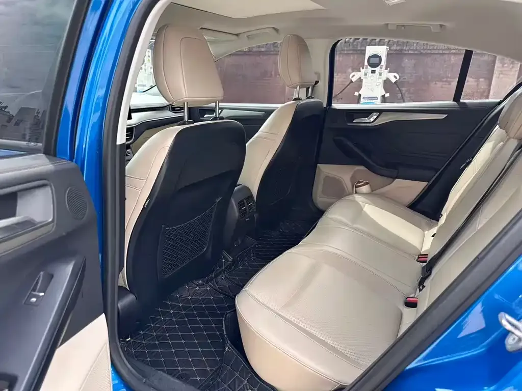 [object Object] Focus 2021 из CN, фото 6