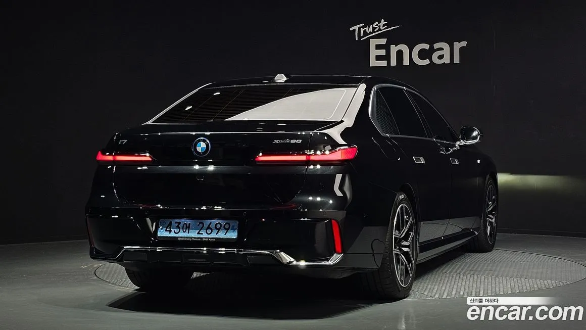 BMW i7 2023 из KR, фото 3