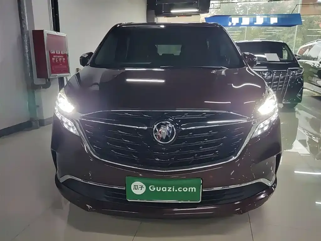 Buick GL8 2022 из CN, фото 3