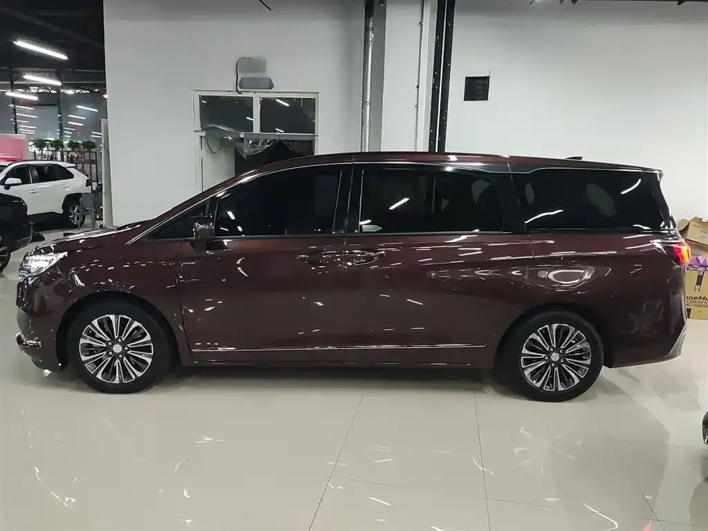 Buick GL8 2022 из CN, фото 6