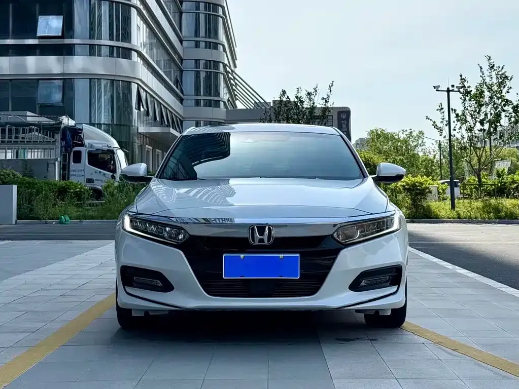 Honda Accord 2021 из CN, фото 2