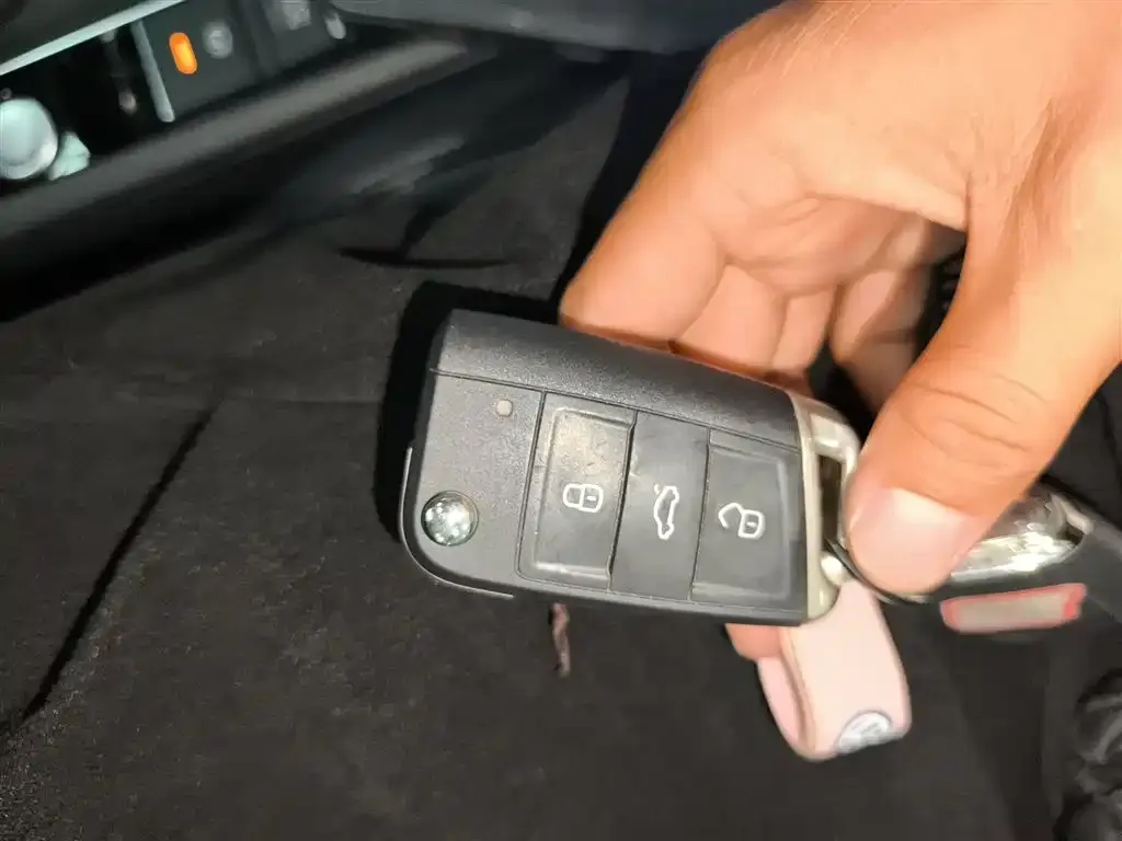 Volkswagen Sagitar 2021 из CN, фото 9
