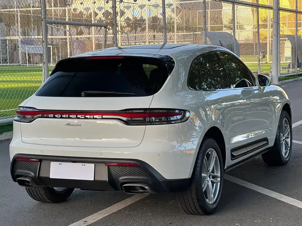 Porsche Macan — фото 6