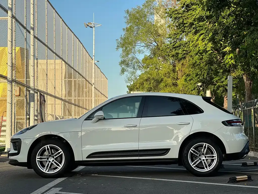 Porsche Macan — фото 7