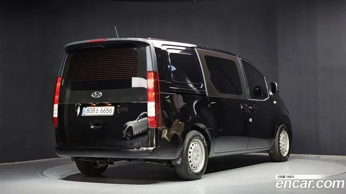 Hyundai Staria 2022 из KR, фото 2