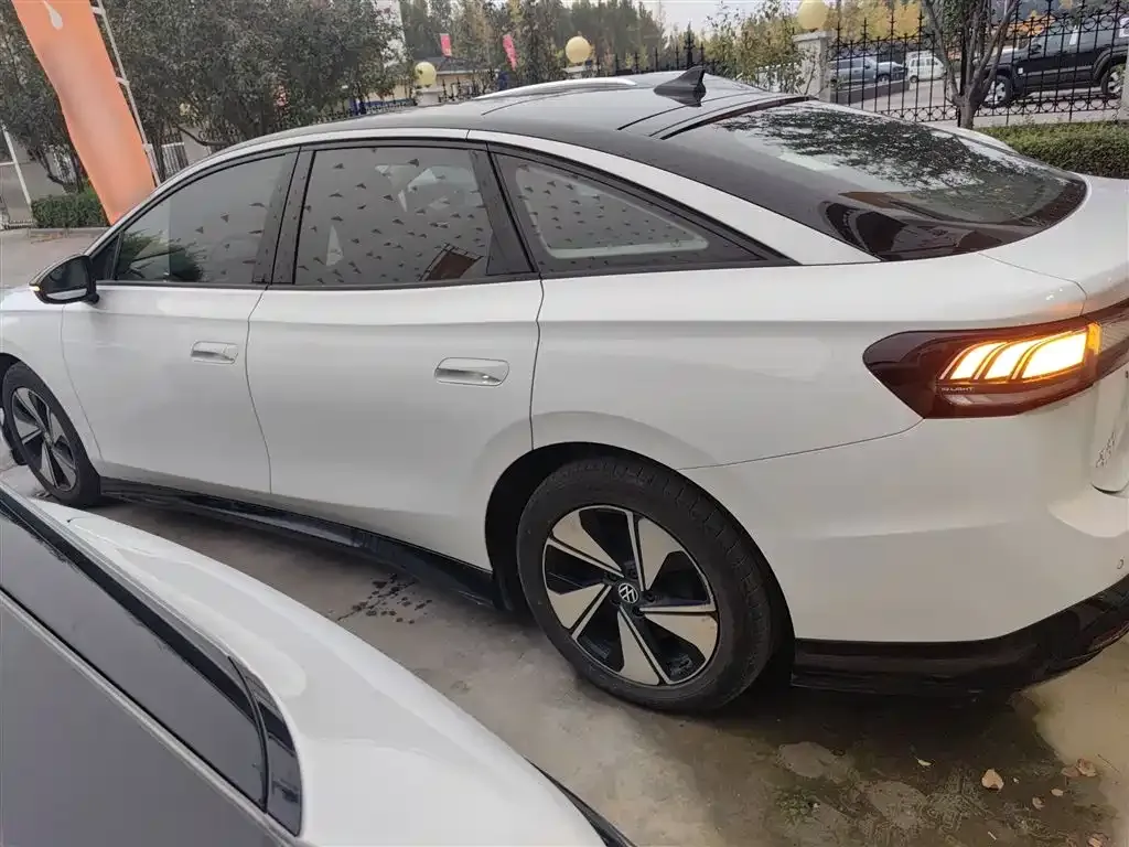Volkswagen ID.7 VIZZION 2024 из CN, фото 5