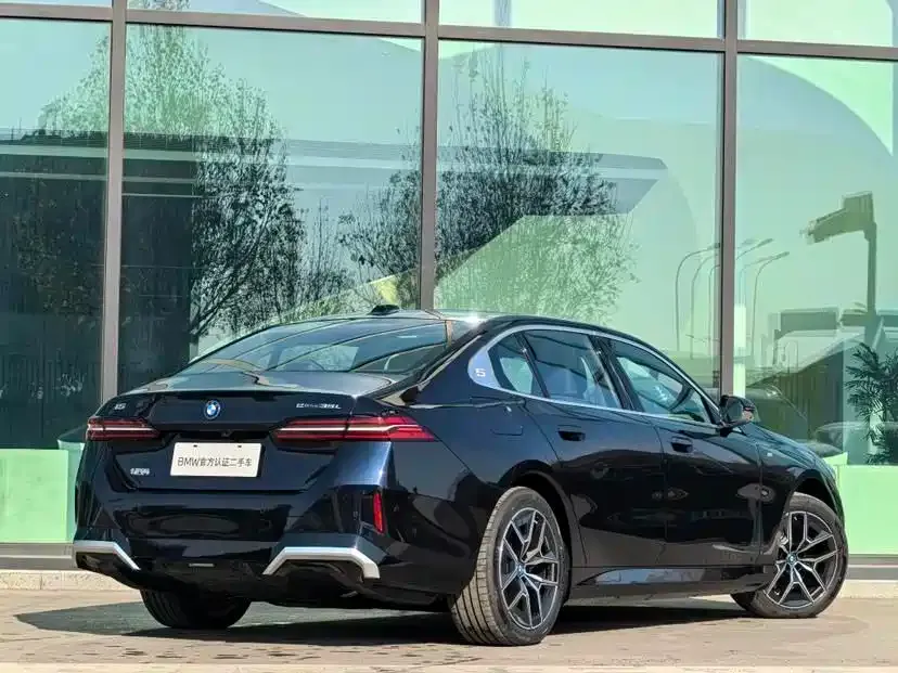 BMW i5 2024 из CN, фото 5