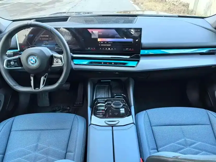 BMW i5 2024 из CN, фото 9