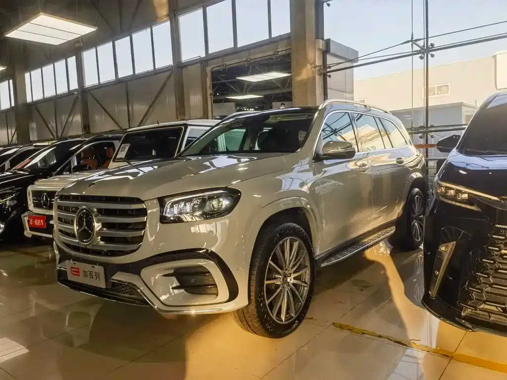 Mercedes-Benz GLS 2023 из CN, фото 1