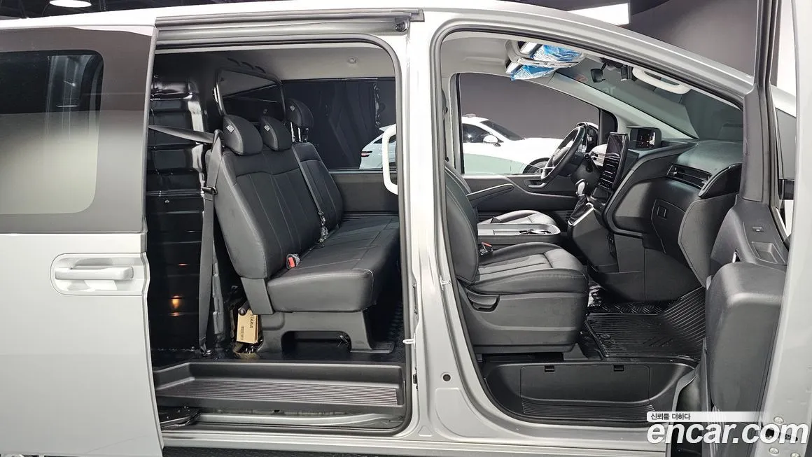 Hyundai Staria — фото 10