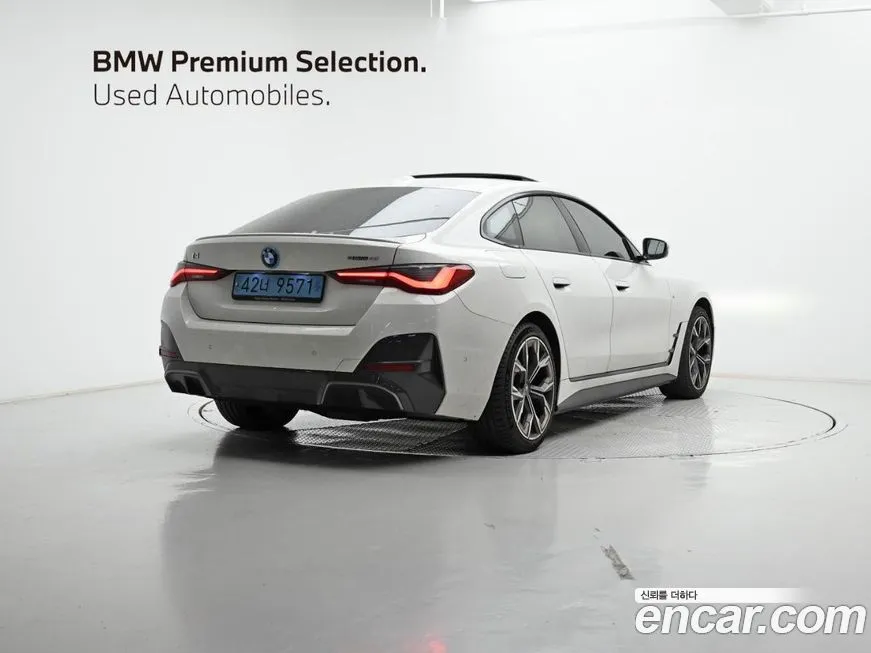 BMW i4 — фото 2