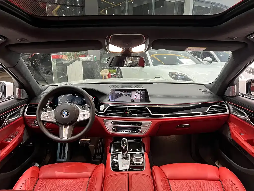 BMW 7 Series 2022 из CN, фото 10