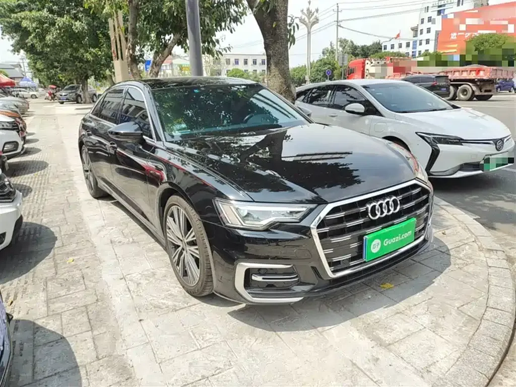 Audi A6L 2023 из CN, фото 9