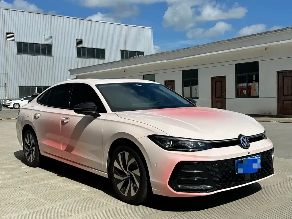 Volkswagen Passat 2024 из CN, фото 3
