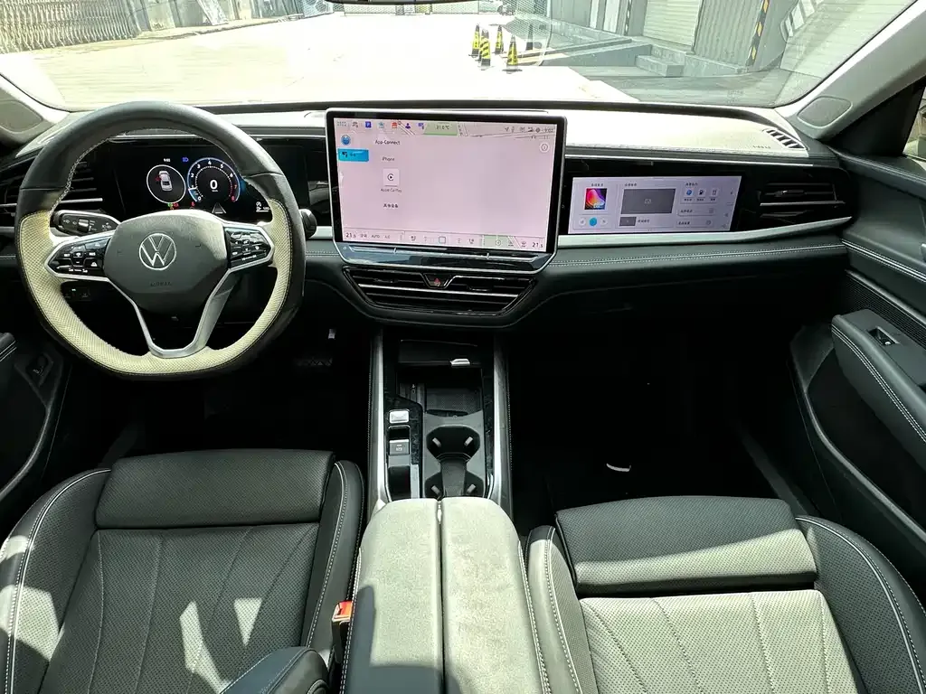 Volkswagen Passat 2024 из CN, фото 8