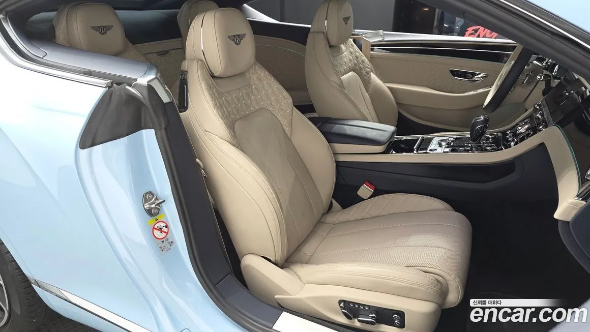 Bentley Continental 2021 из KR, фото 10