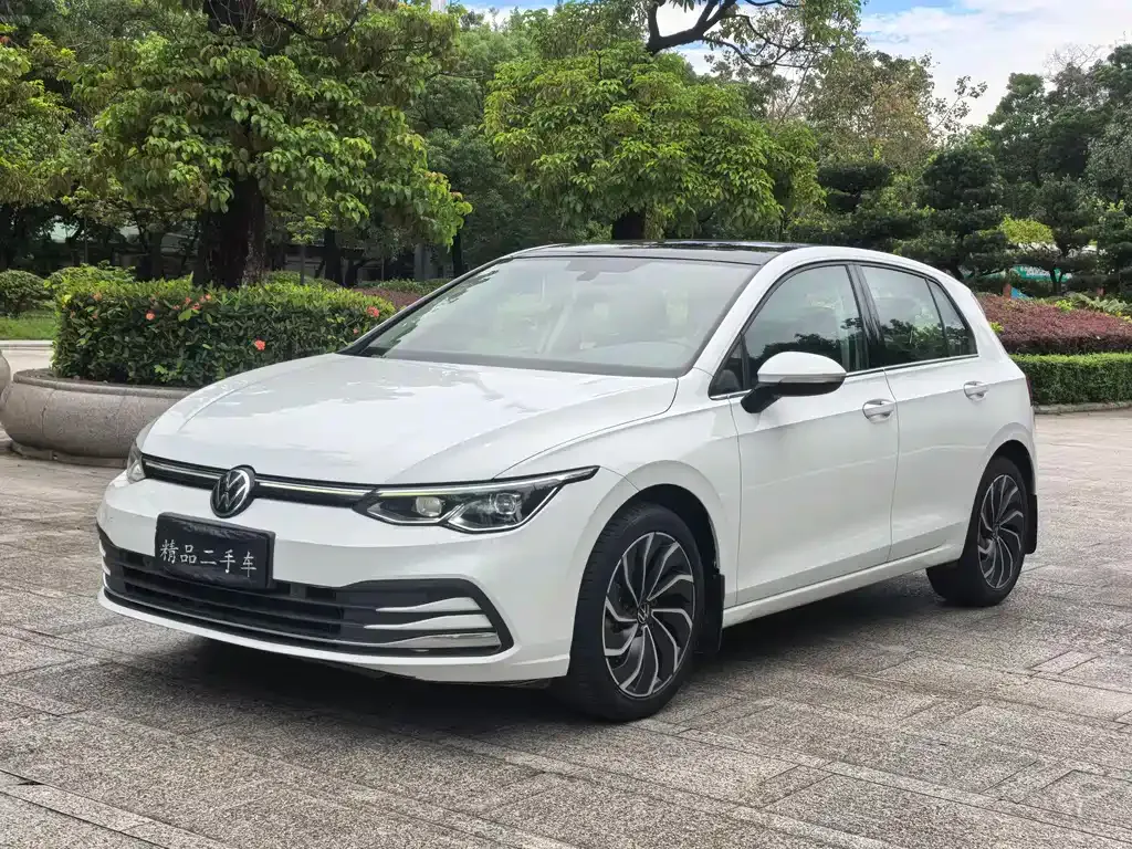 Volkswagen Golf 2022 из CN, фото 1