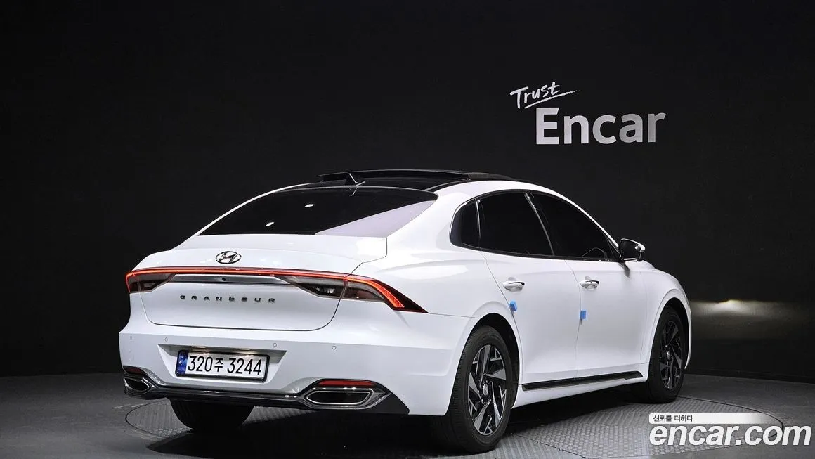 Hyundai Grandeur 2022 из KR, фото 2