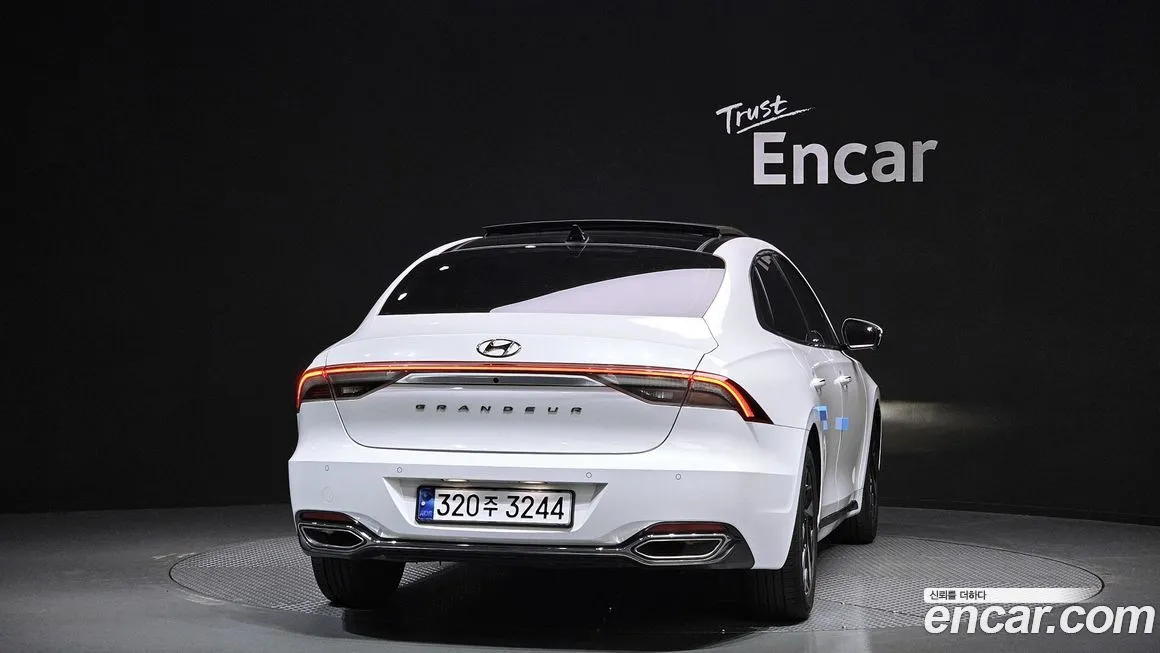 Hyundai Grandeur 2022 из KR, фото 4