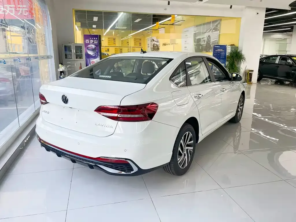 Volkswagen Lavida 2025 из CN, фото 2