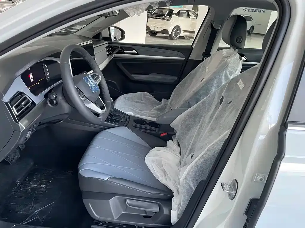 Volkswagen Lavida 2025 из CN, фото 5
