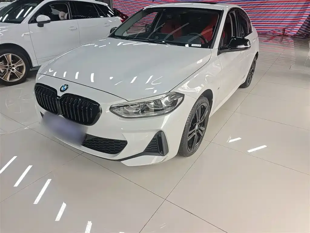 BMW 1 Series 2022 из CN, фото 2