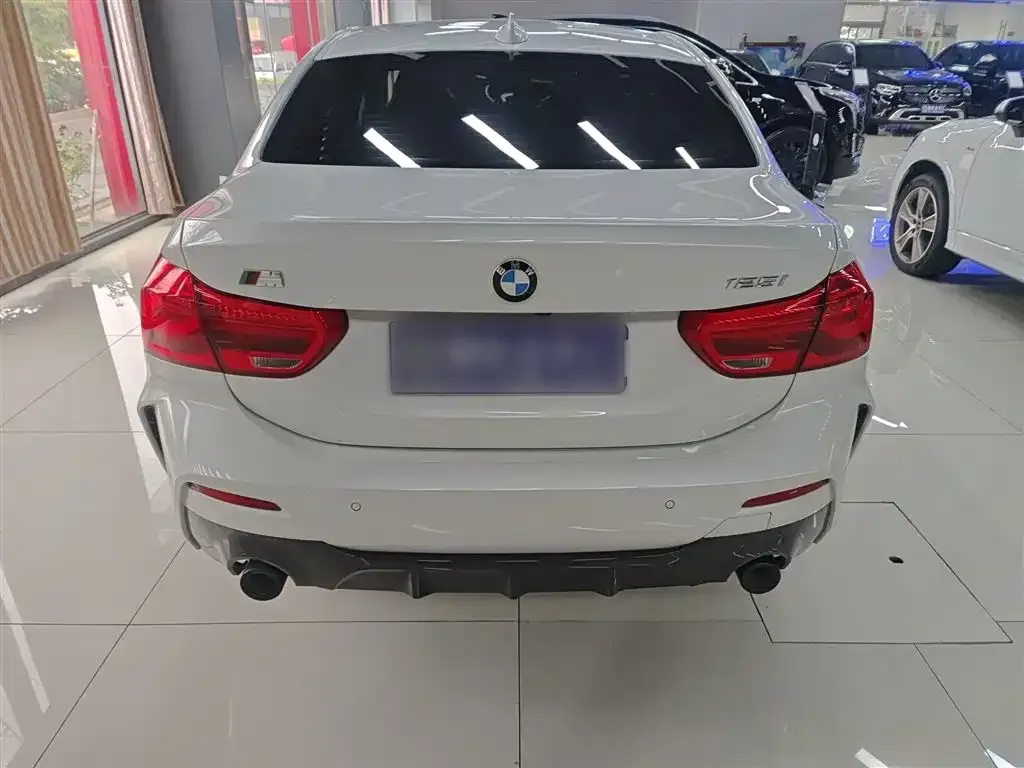 BMW 1 Series 2022 из CN, фото 6