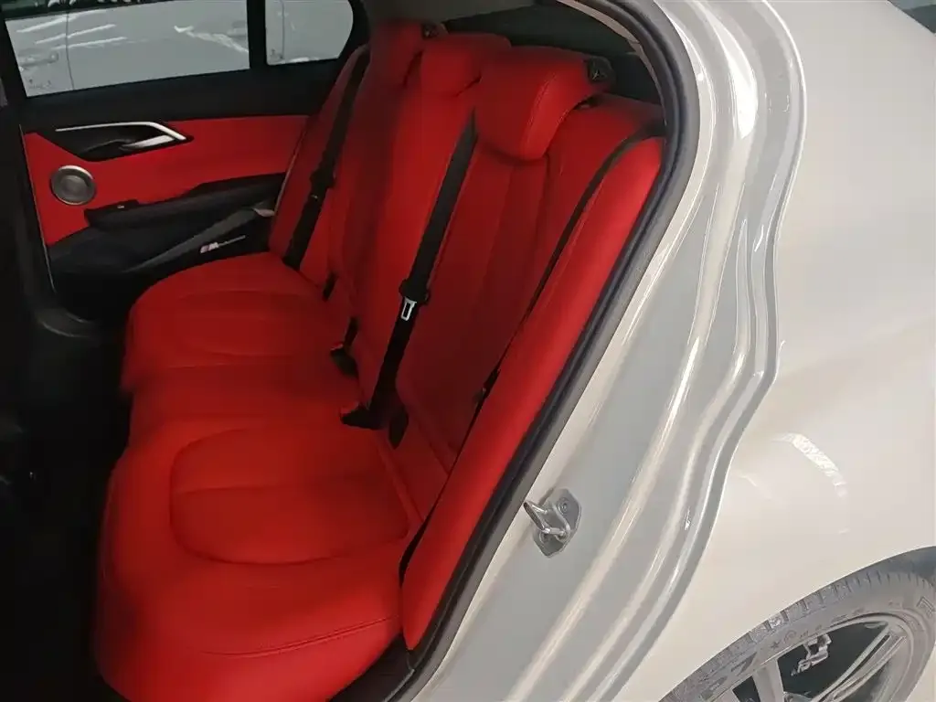 BMW 1 Series 2022 из CN, фото 8