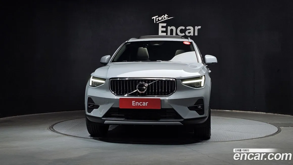 Volvo XC40 2025 из KR, фото 3