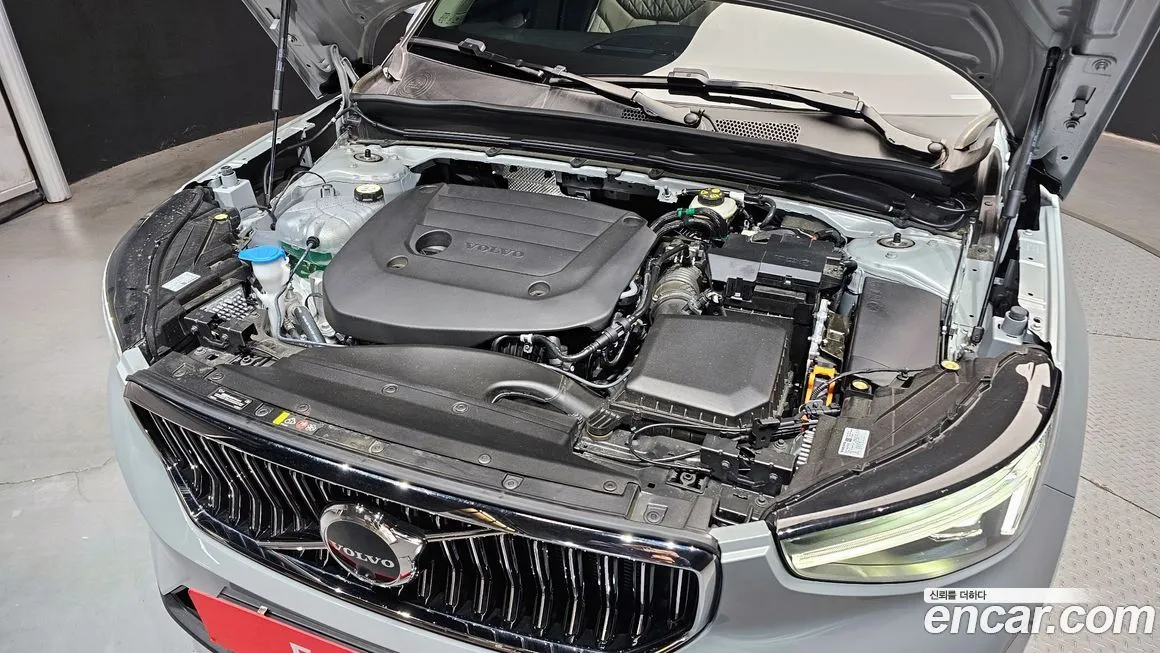 Volvo XC40 2025 из KR, фото 6