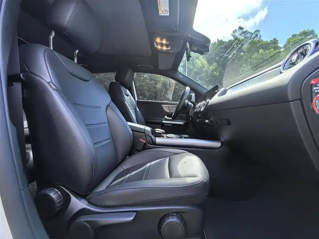 Mercedes-Benz EQA 2022 из CN, фото 4