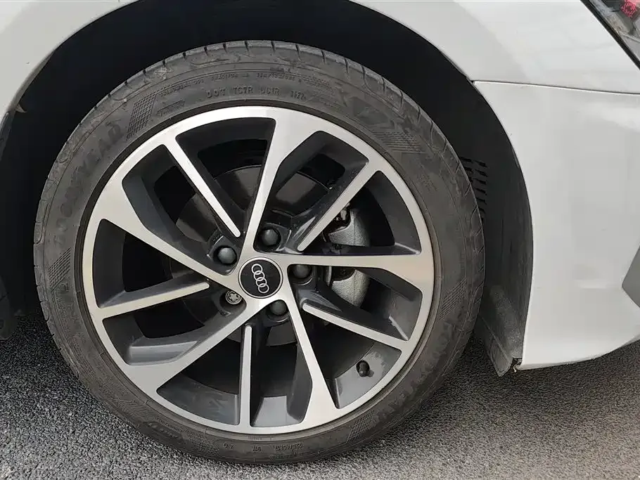 Audi A3 2023 из CN, фото 6