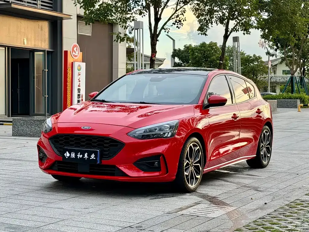 Ford Focus 2021 из CN, фото 1