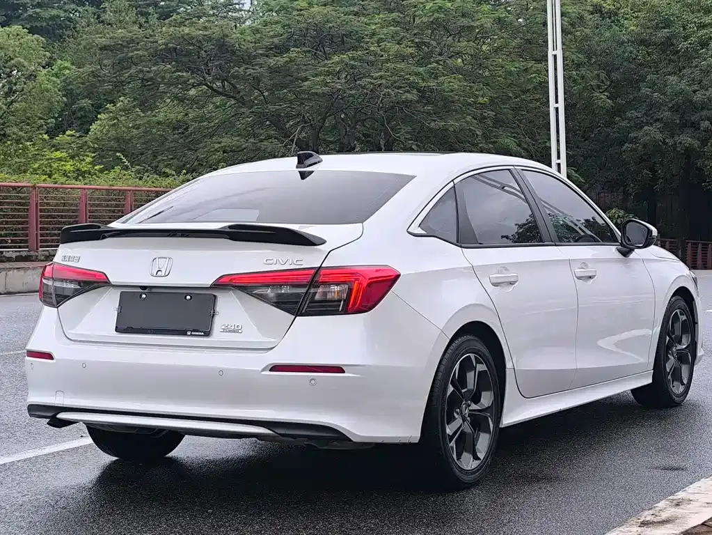 Honda Civic 2023 из CN, фото 5
