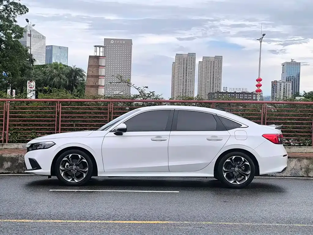 Honda Civic 2023 из CN, фото 8