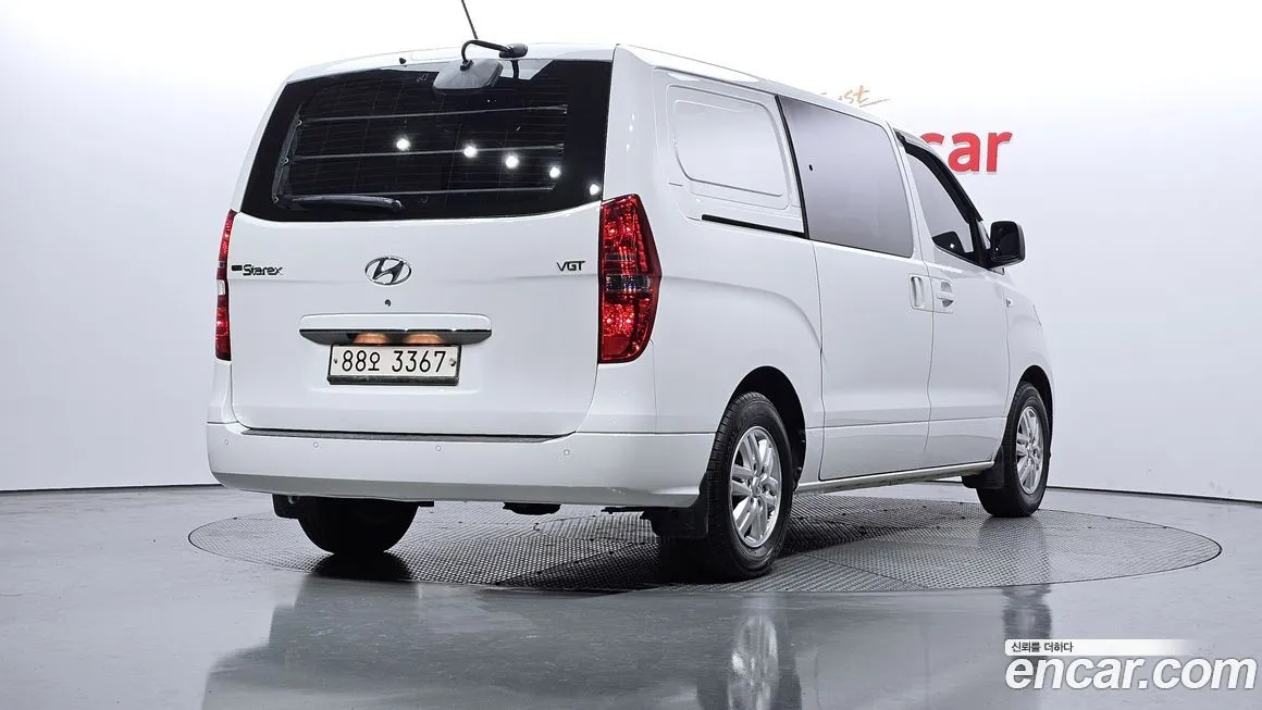 Hyundai Starex — фото 2