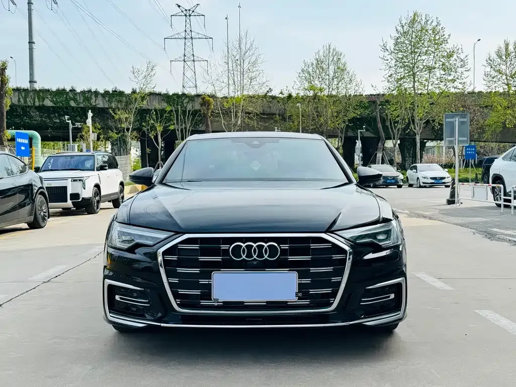 Audi A6L — фото 2