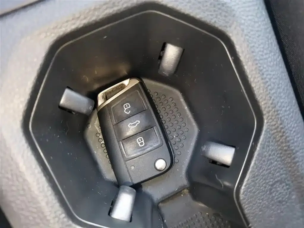 [object Object] Bora 2024 из CN, фото 9