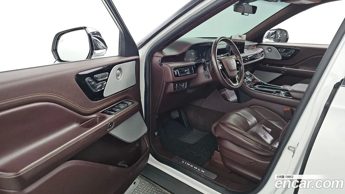 Lincoln Aviator 2021 из KR, фото 10
