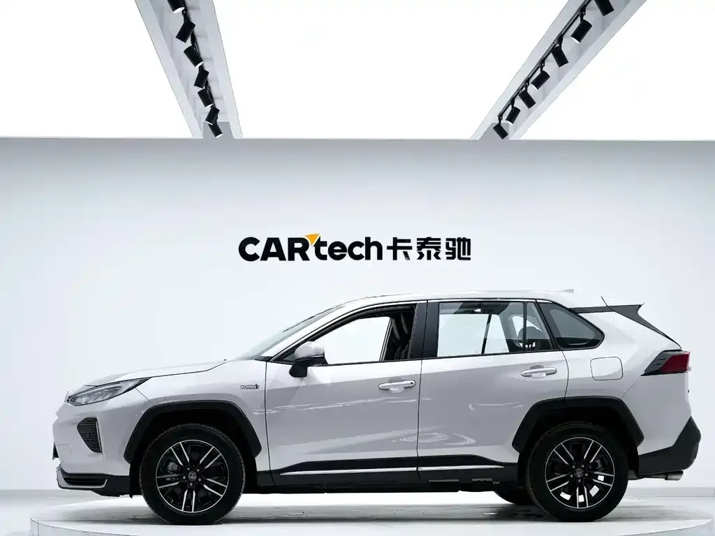 Toyota Wildlander New Energy 2022 из CN, фото 4
