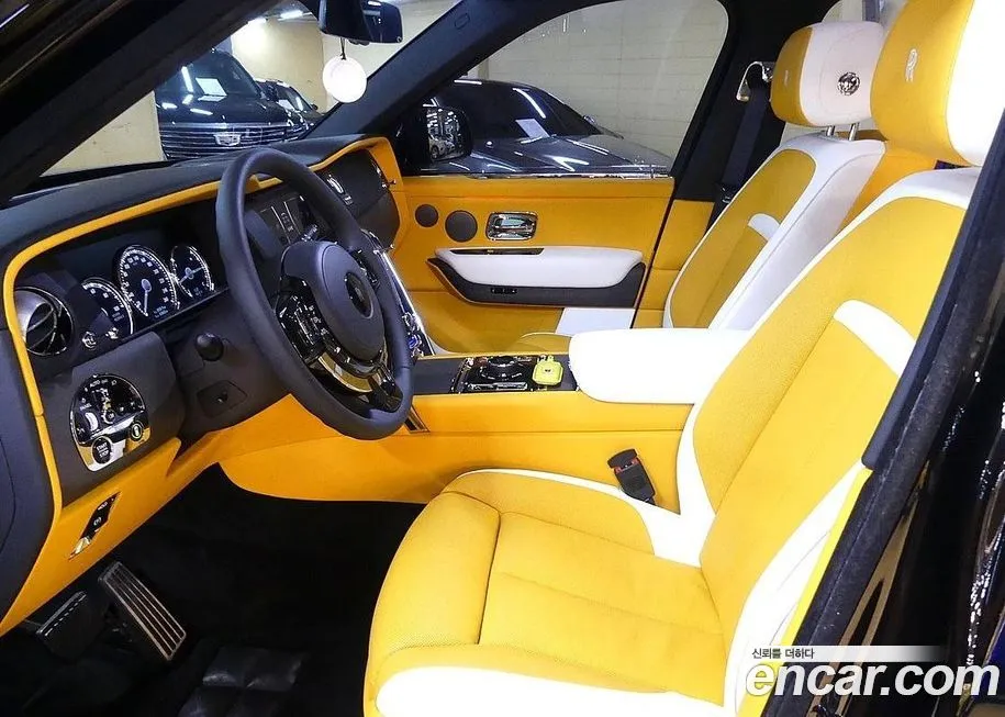Rolls-Royce Cullinan 2024 из KR, фото 8