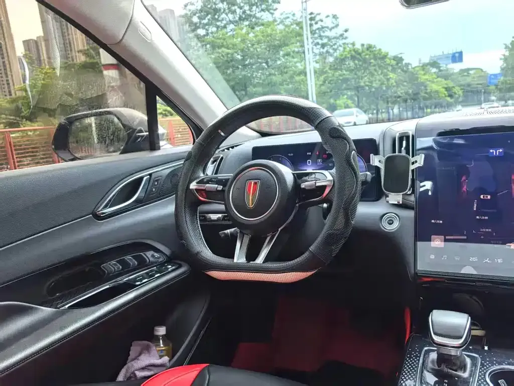 Hongqi HS3 PHEV 2024 из CN, фото 10