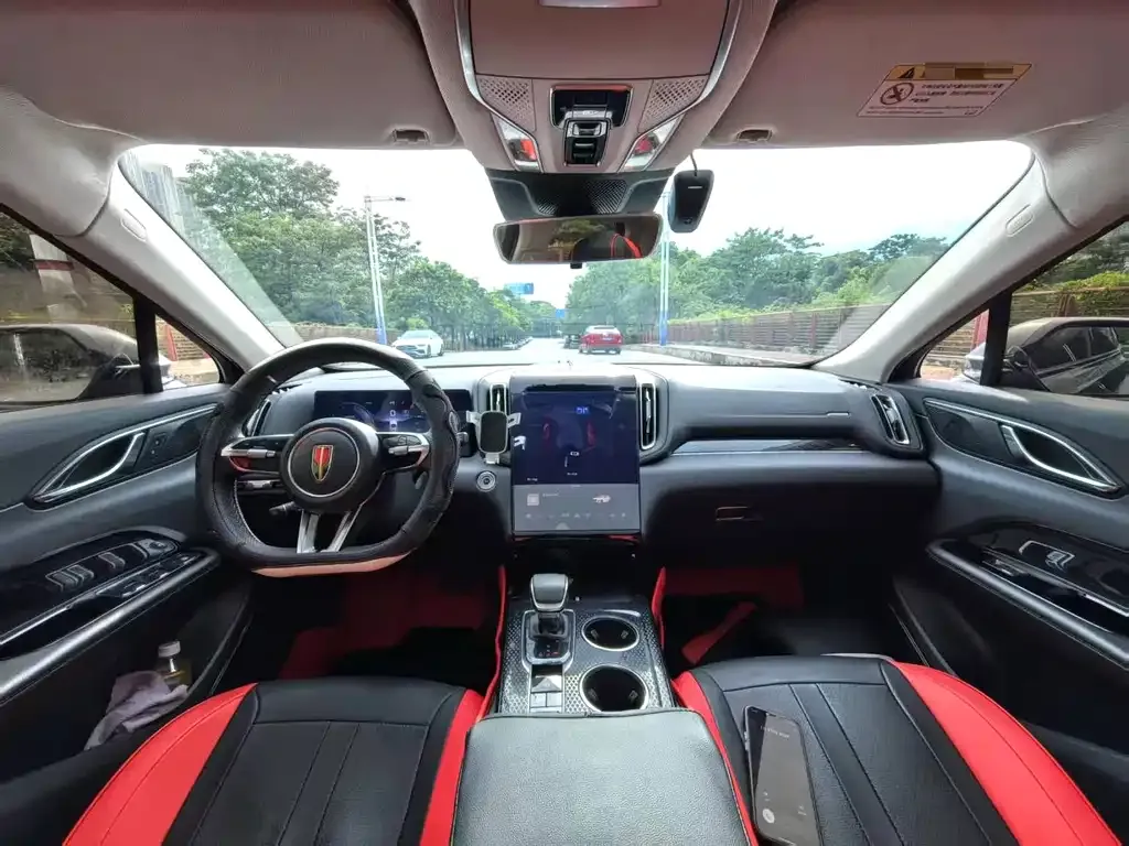 Hongqi HS3 PHEV 2024 из CN, фото 5