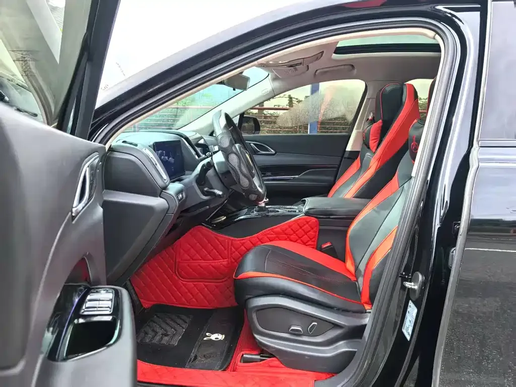 Hongqi HS3 PHEV 2024 из CN, фото 6